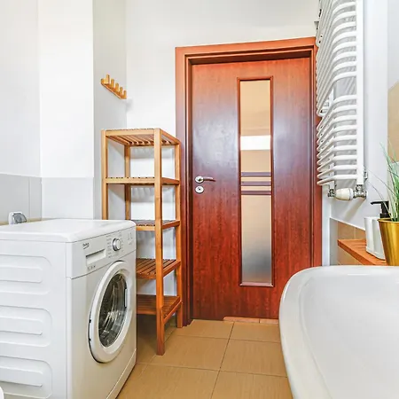 Komfort Parking Balkon Apartment