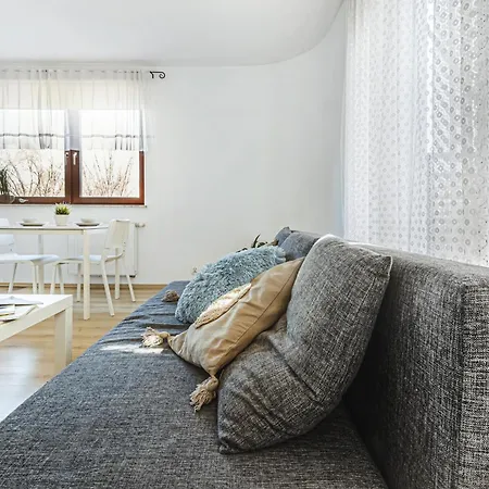 Komfort Parking Balkon דירה *